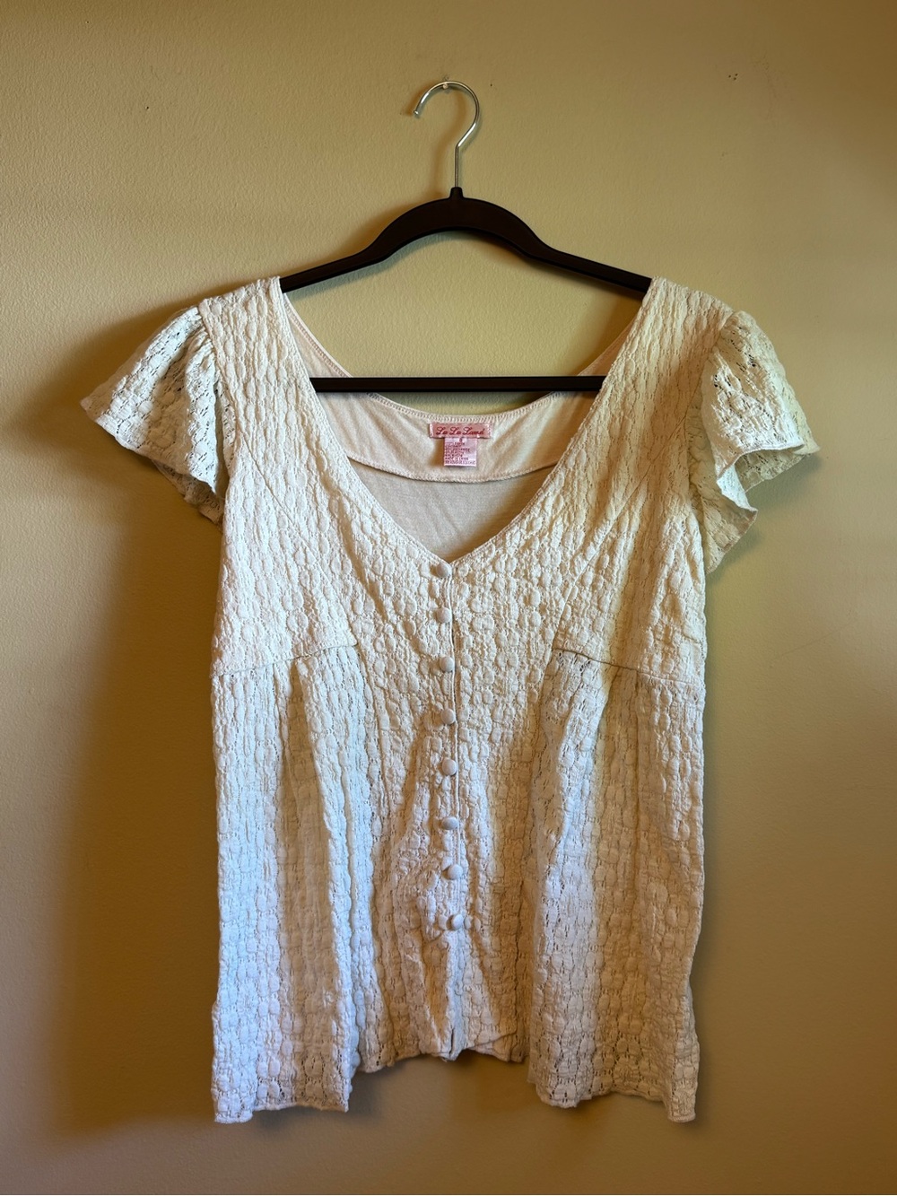 Cream Textured V-Neck Button-Front Women’s Blouse